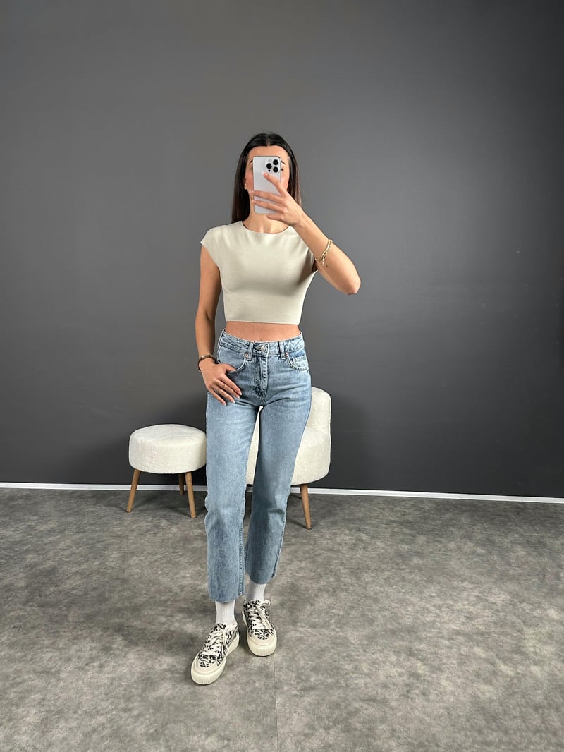 ZR Açık Mavi Kesik Paça High Waist Jean