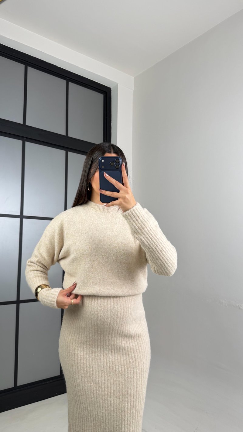 Taş Yumuşak Dokulu Triko Elbise GAUS-01083