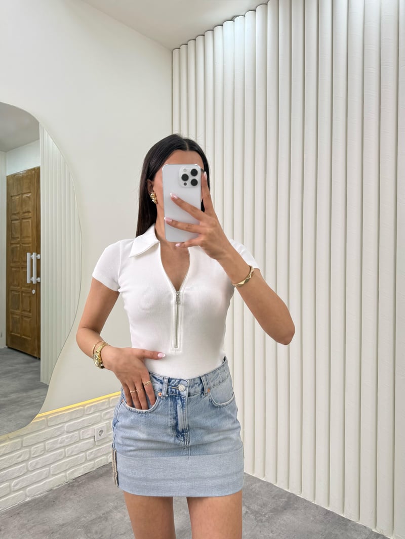 Beyaz Önü Fermuarlı Tshirt Gaus00330
