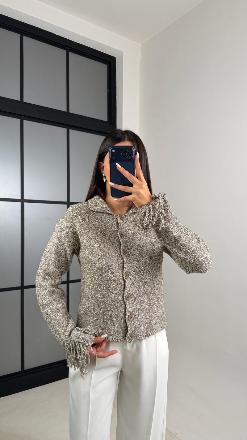 Vizon Kolu Püskül Detaylı Triko Hırka GAUS-00498