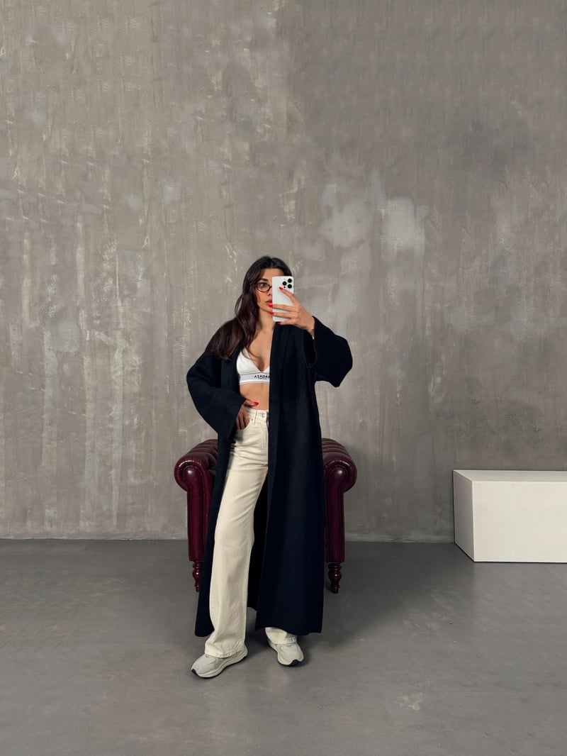 Nivera Siyah Oversize Premium Uzun Hırka
