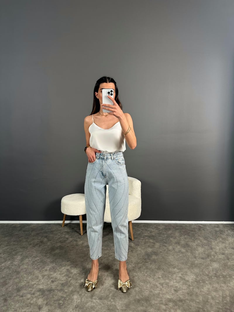 Tasarım Mavi Önü Taşlı Jean 