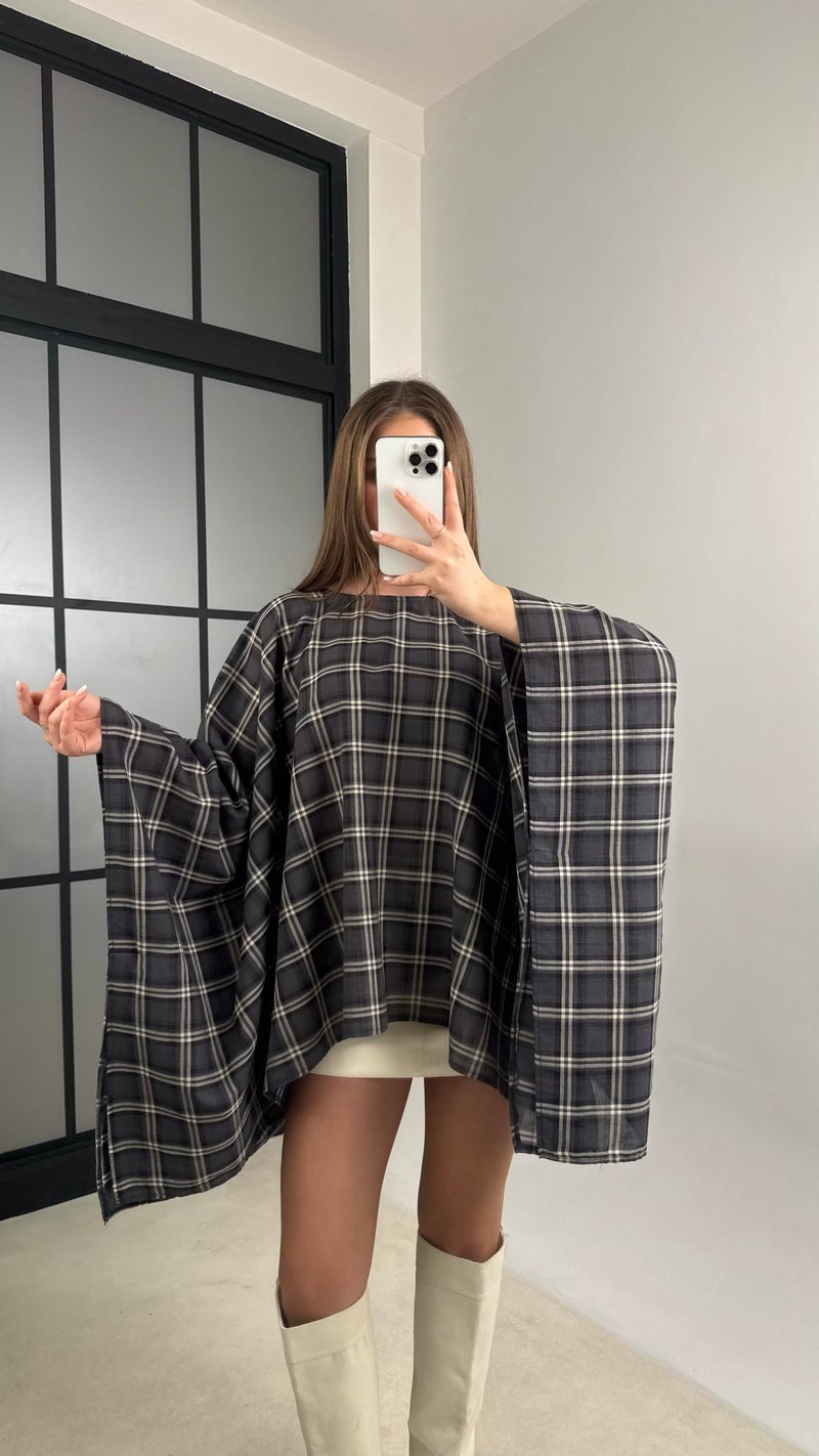 Antrasit Ekose Desenli Şal Detaylı Pelerin Panço GAUS-01153