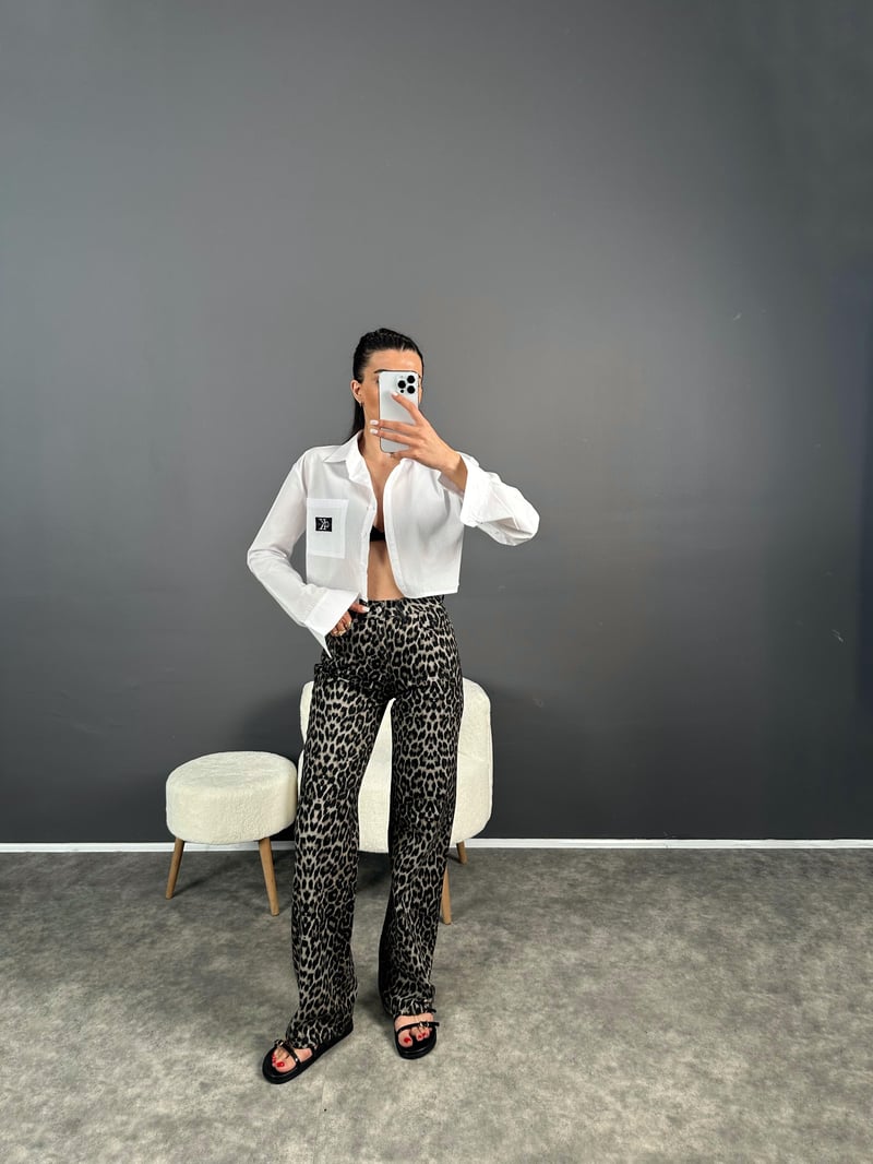 GU Koyu Leopar Desenli Straight Leg Jean