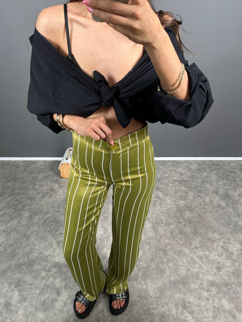 Ryn Yeşil Saten Çizgili Zr Model Pantolon