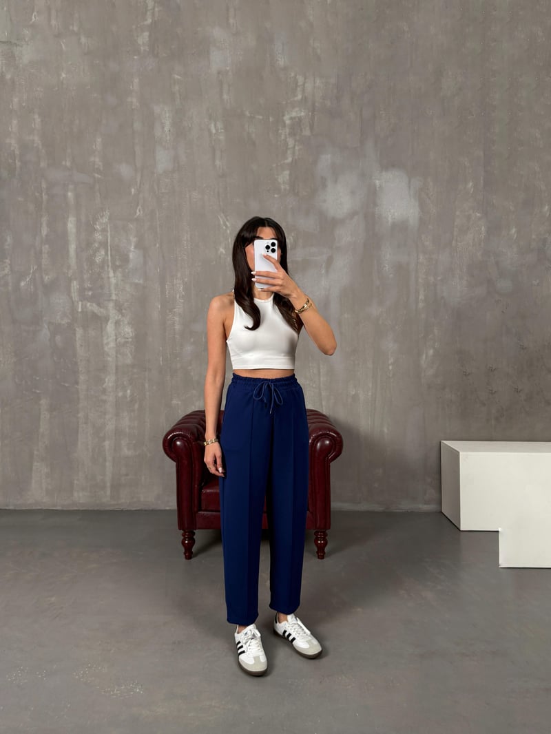 Sofya Lacivert Oysh Muadil Modal Kumaş Balon Pantolon