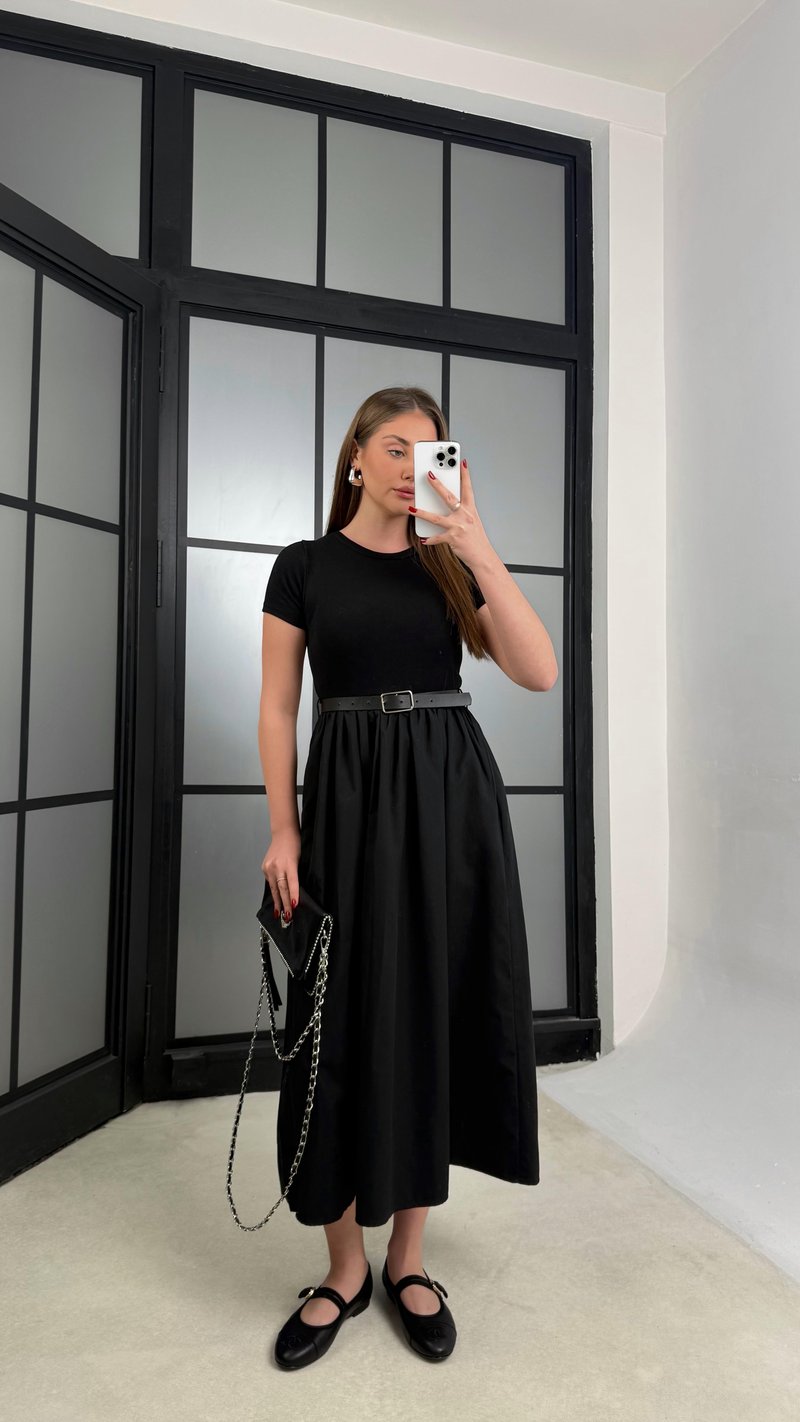 Siyah Kısa Kol Beli Lastikli Kemerli Elbise GAUS-01246