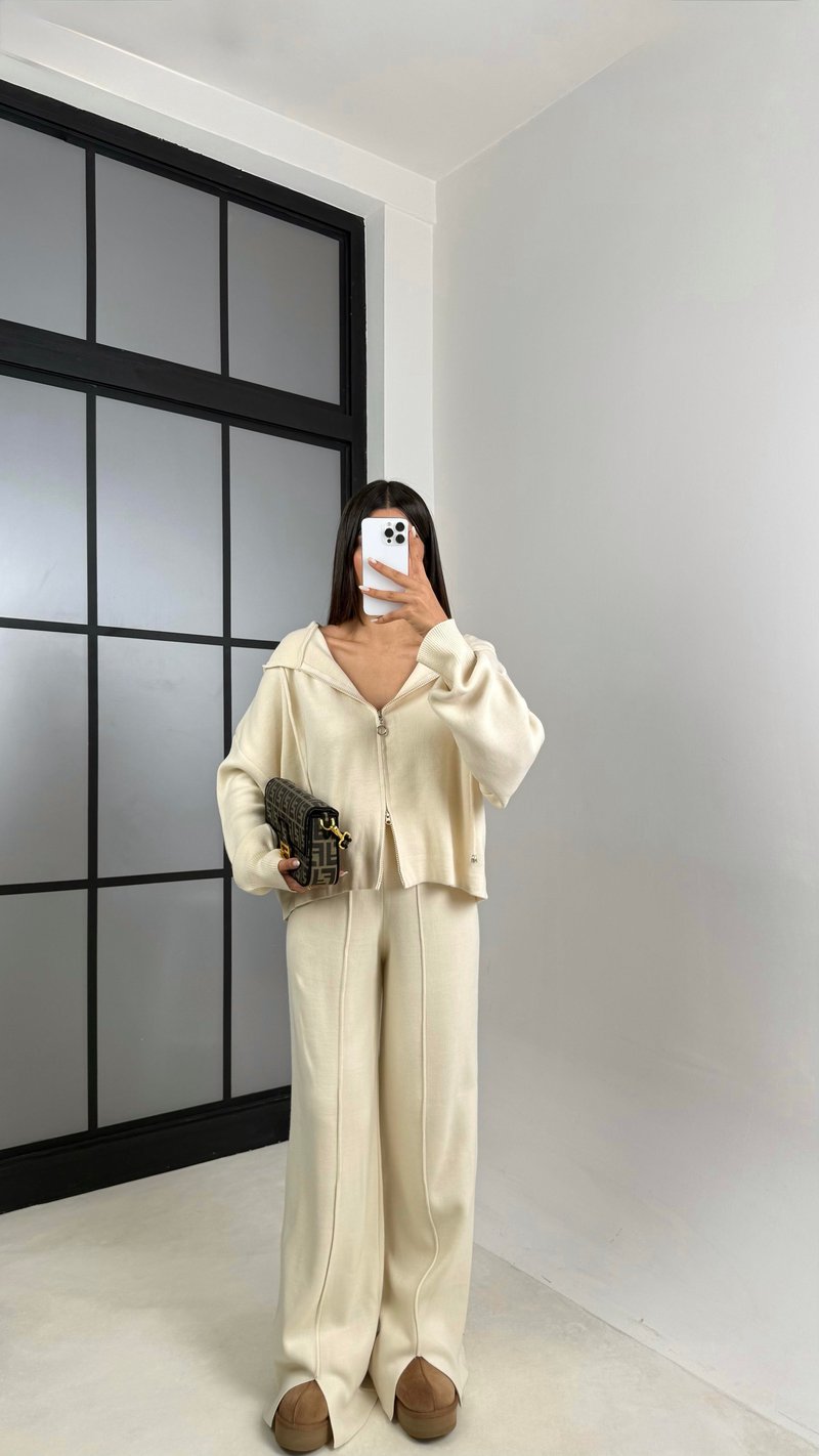 Ekru Kapüşonlu Hırka Beli Lastikli Pantolon İkili Triko Takım GAUS-00564