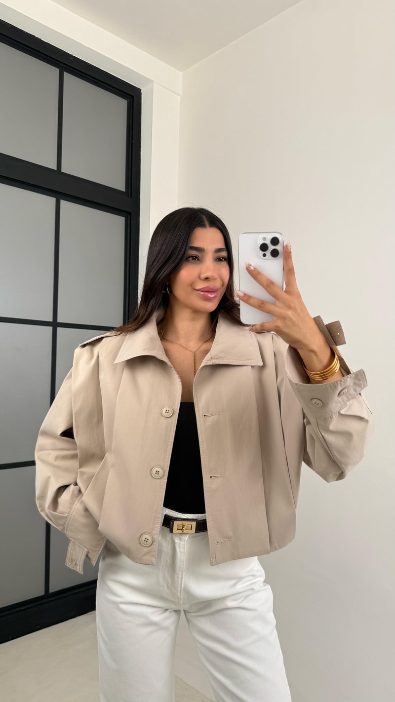 Taş Pile Detaylı Astarlı Kısa Trençkot GAUS-0089