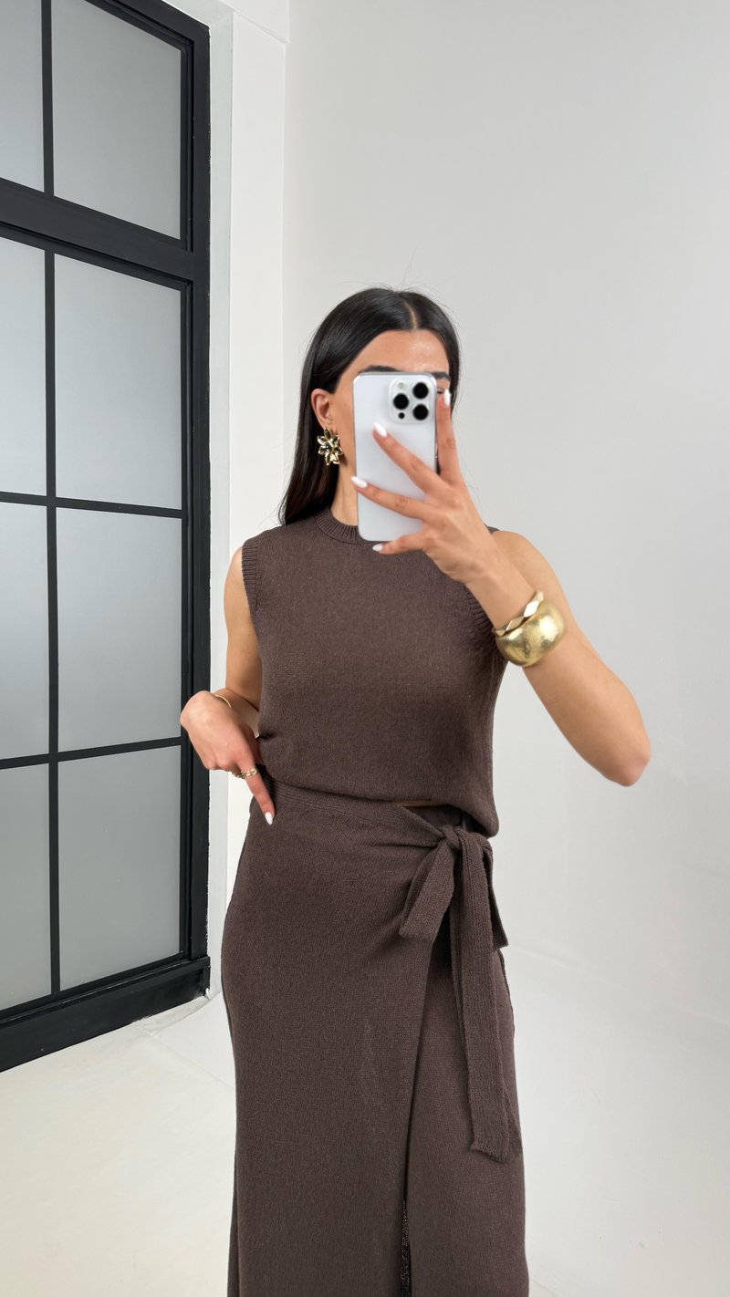 Kahve Etekli Pantolon Sıfır Kol Triko Takım Gaus00399