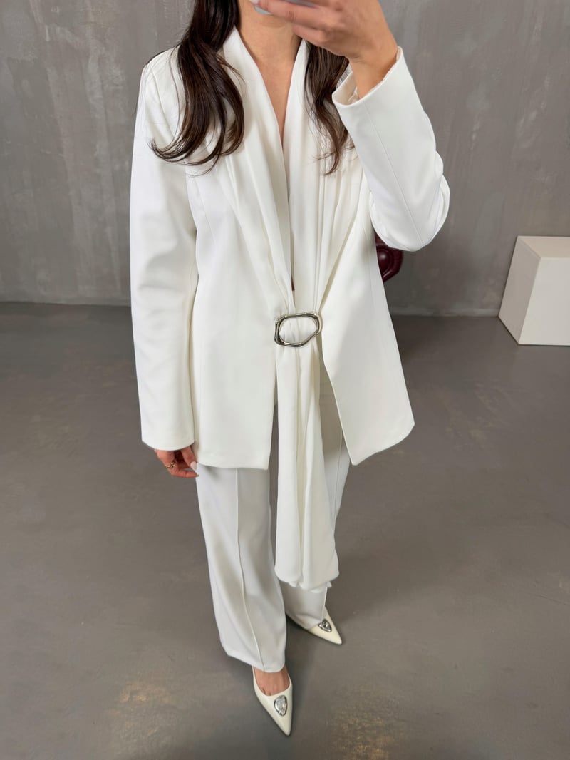Jesica White Chiffon Shawl Detailed Lined Jacket Pants Premium Design Set