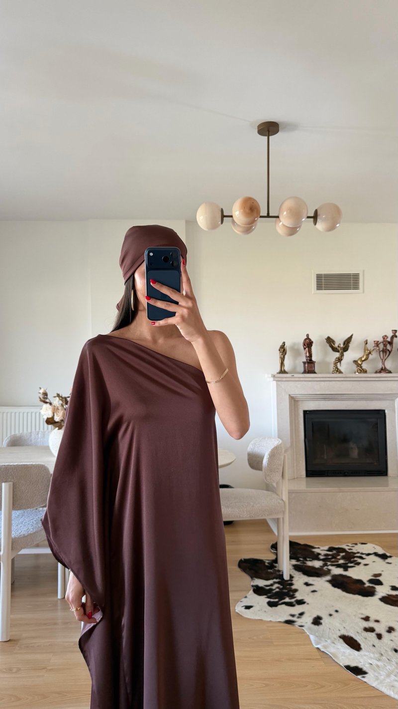 Kahve Bandanalı Tek Omuz Saten Elbise GAUS-01645