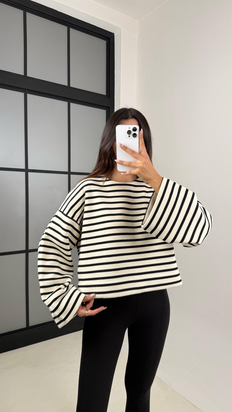 Beyaz Çizgili Şardonlu Crop Kazak GAUS-00132
