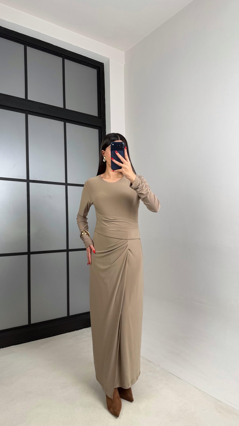 Vizon Yırtmaç Detaylı Astarlı Sandy Kumaş Elbise GAUS-00949