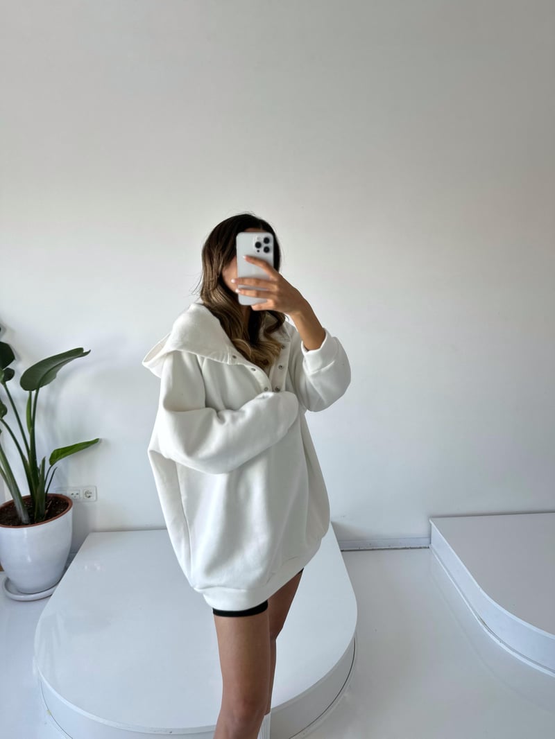 Easy Ekru Oversize Çıt Çıtlı Üç İplik Şardonlu Sweatshirt