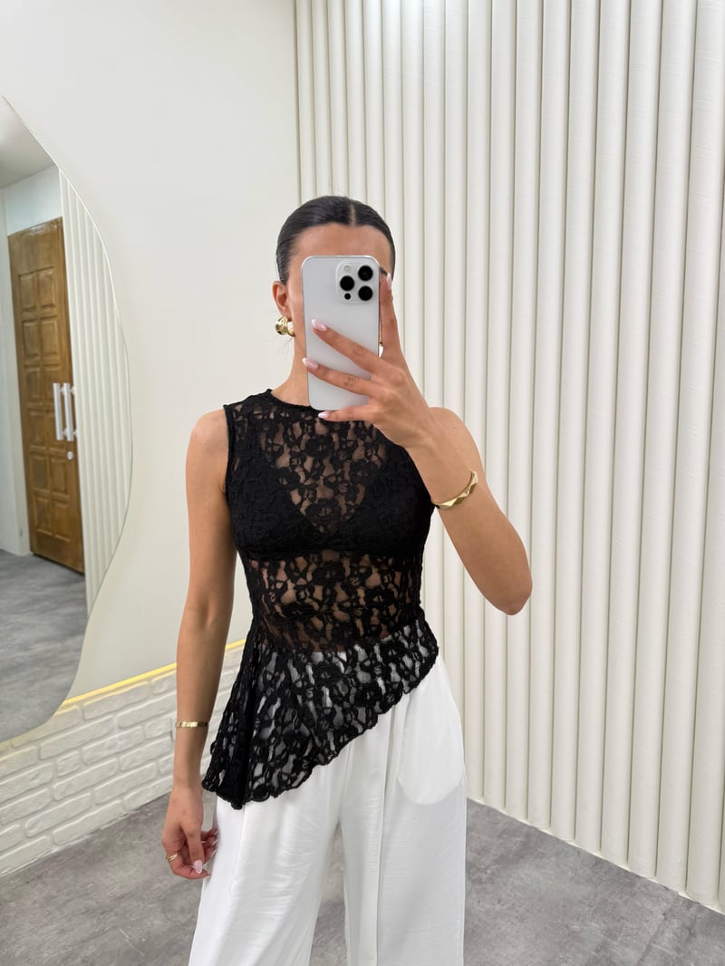 Siyah Sıfır Kol Dantelli Transparan Bluz Gaus00287