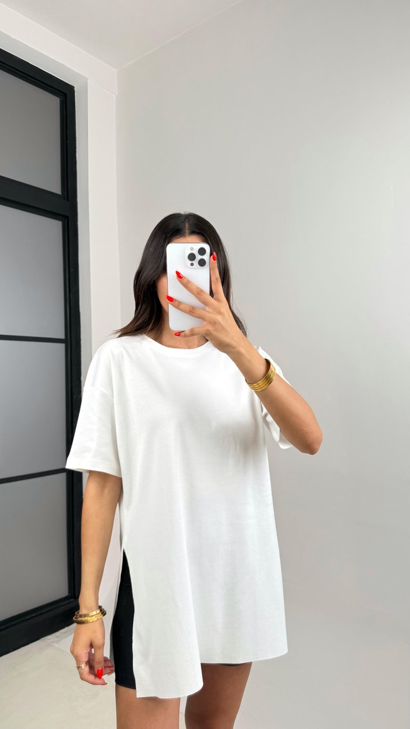 Beyaz Yan Yırtmaç Detaylı Basic Tshirt Gaus-0037