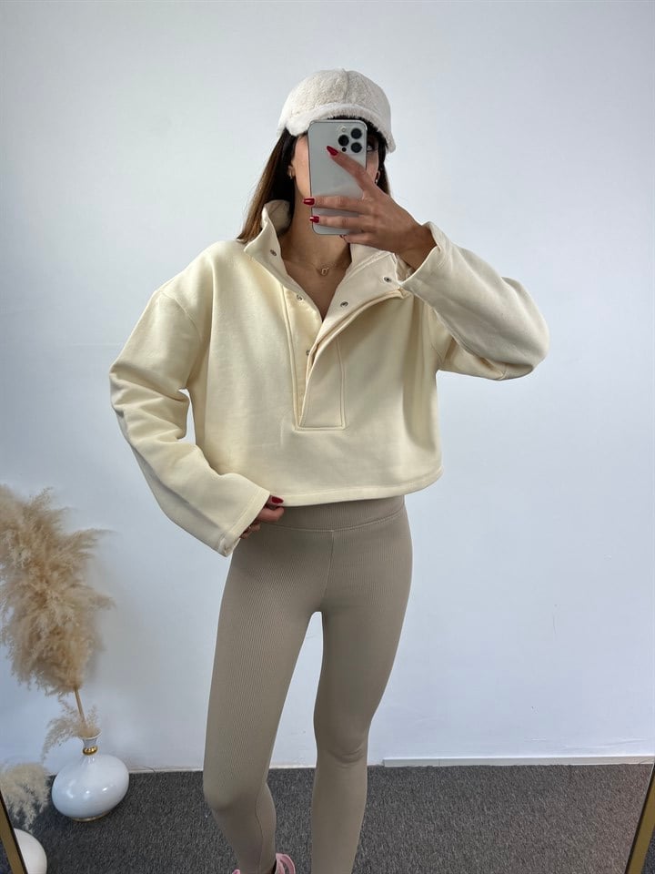 Ekru Dik Yaka Sweat 