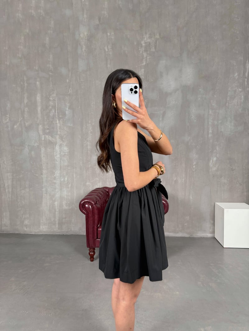 Black V-Neck Belted Dress Gaus00137