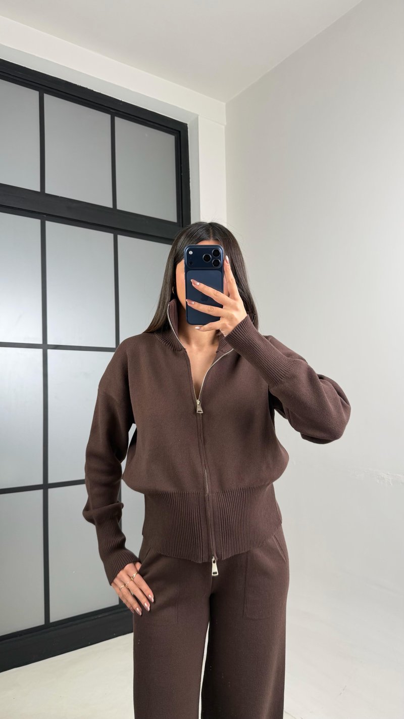 Acı Kahve Çift Fermuarlı Hırka Beli Lastikli Pantolon Triko Takım GAUS-01090