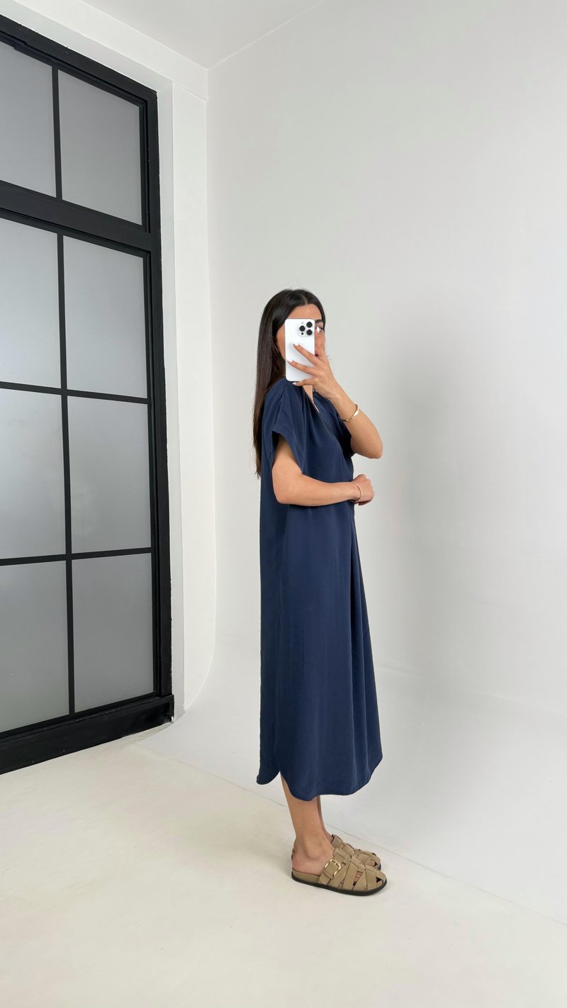 Lacivert V Yaka Tensel Kırışık Kumaş Basic Elbise Gaus00436 