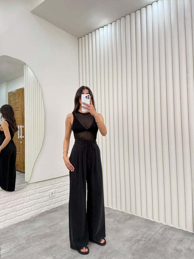 Siyah Kuşaklı Tensel Kırışık Kumaş Palazzo Pantolon Gaus00302