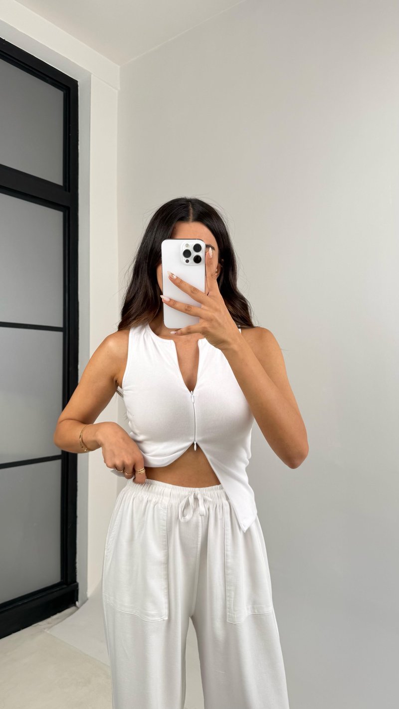 Beyaz Beli Lastikli Cep Detaylı Gabardin Pantolon GAUS-0082