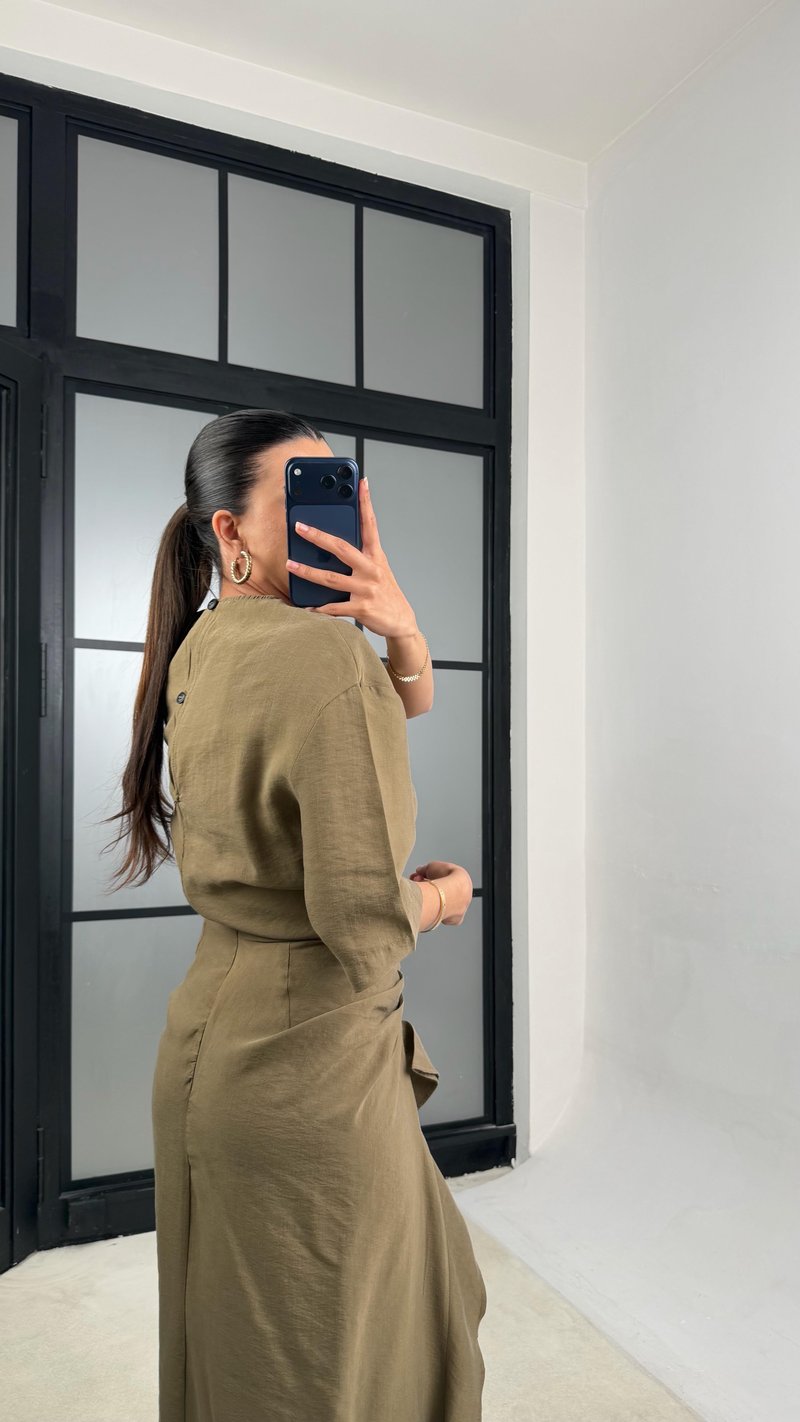 Haki Yırtmaç Detaylı Tencel Elbise GAUS-01405