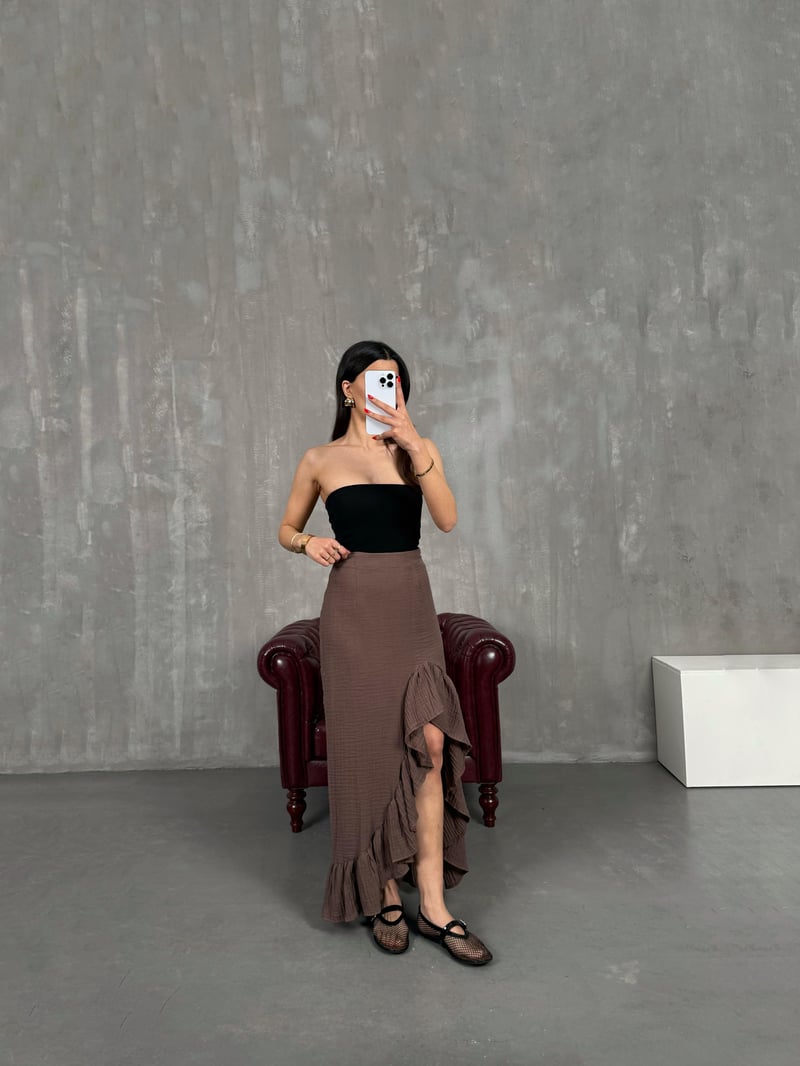 Brown Front Flounce Slit Muslin Skirt Gaus00186