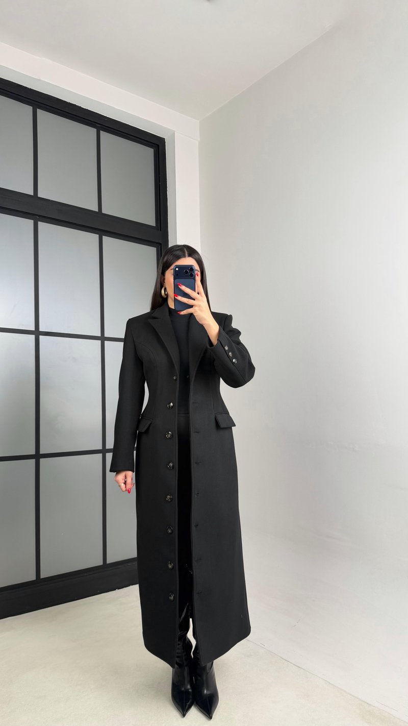 Siyah Önü Düğmeli Vatkalı Astarlı Premium Kaşe Kaban Gaus-01030