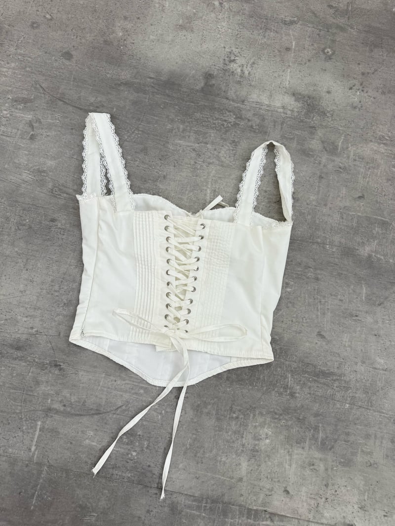 Beyaz Askılı Arkası Lastikli Dantelli Bustiyer Crop Gaus00286
