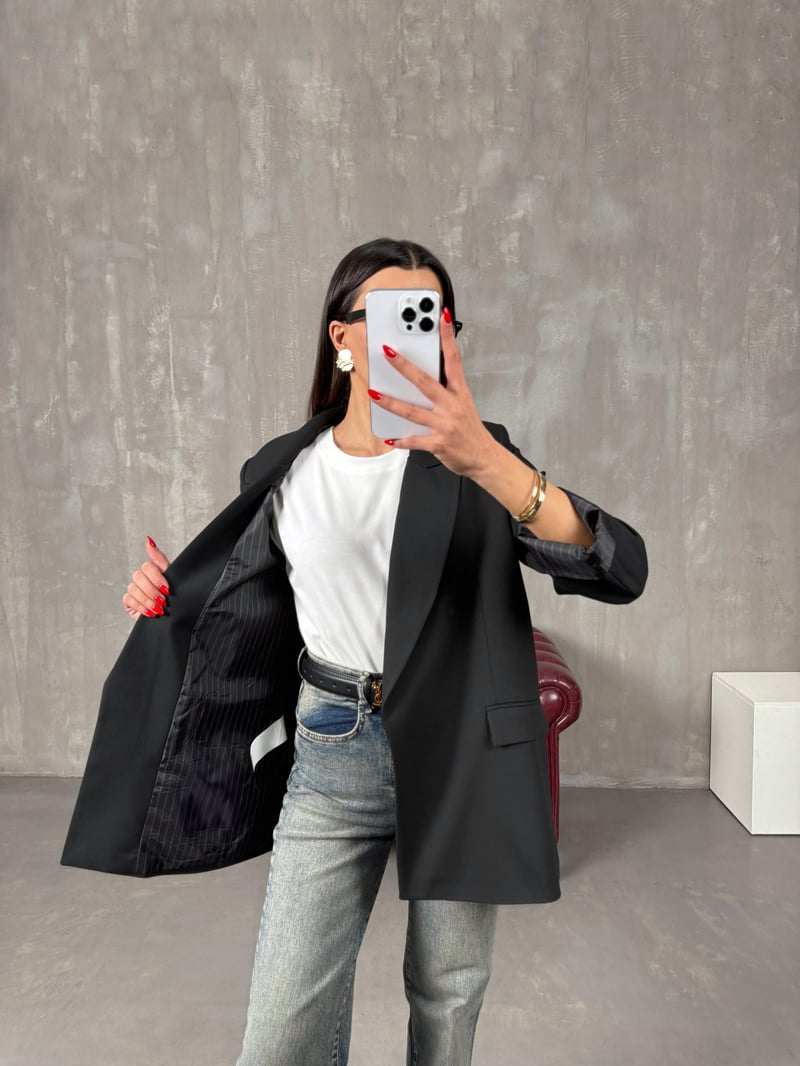 Vena Black Lined Stingray Blazer Jacket