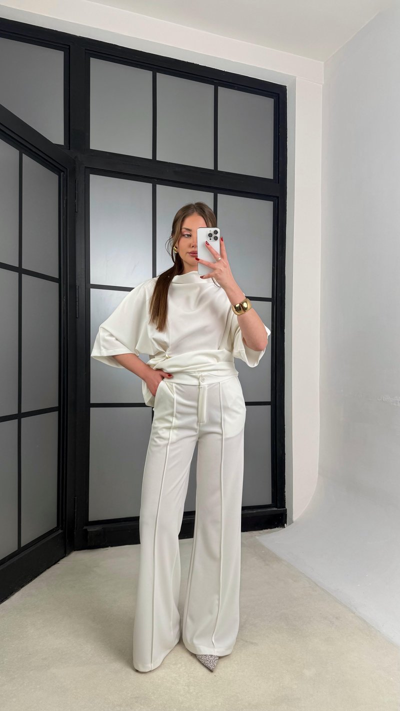 Ekru Zincir Detaylı Bluz Beli Lastikli Pantolon İkili Premium Takım GAUS-01227