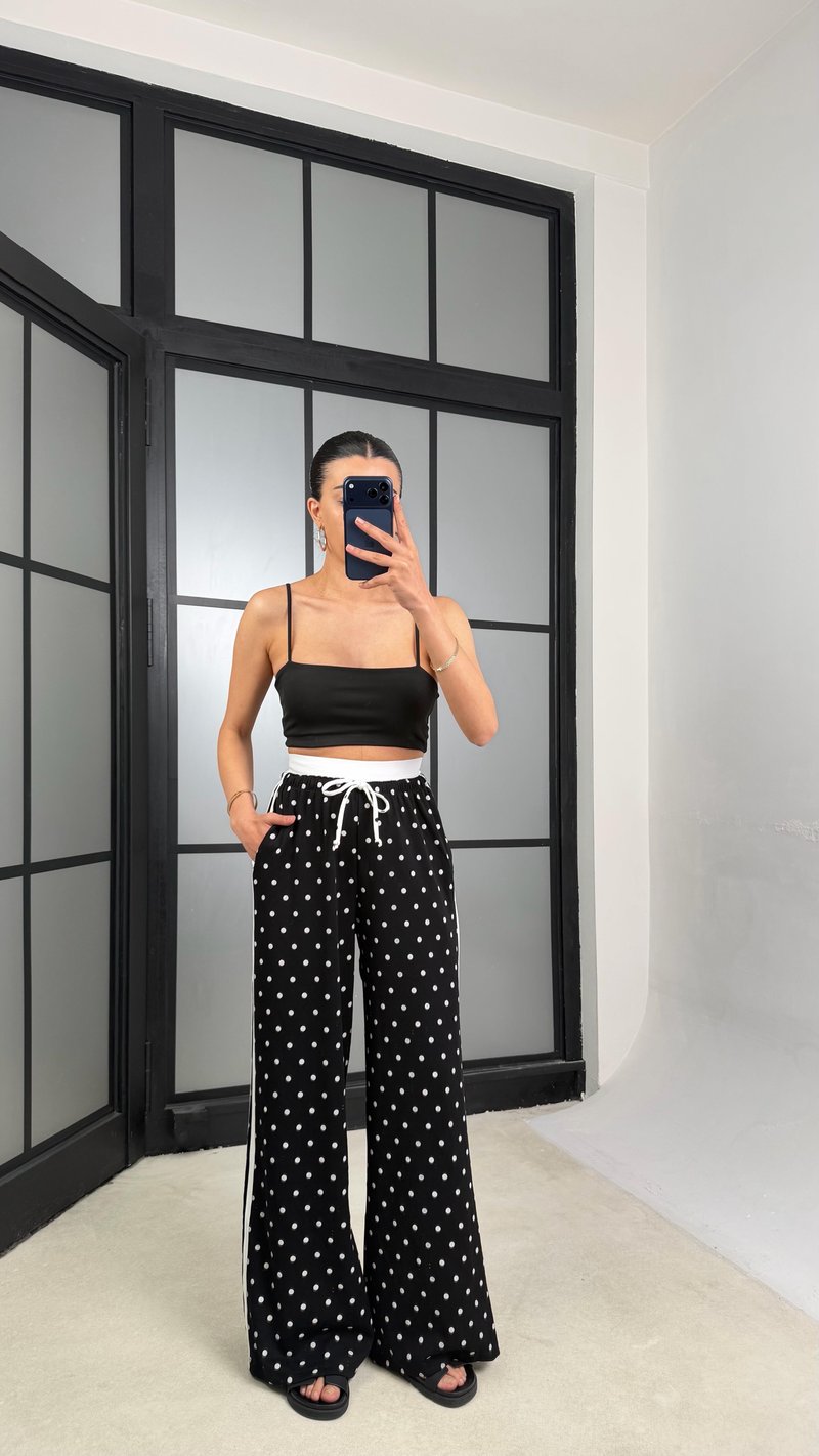 Siyah Beli Lastikli Yan Şeritli Puantiyeli Pantolon GAUS-01435