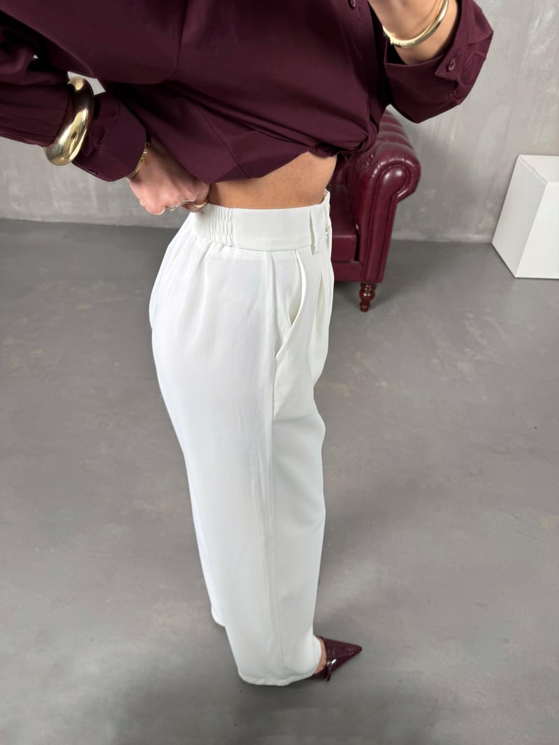 Sagura Beyaz Beli Lastikli Cepli Premium Pantolon
