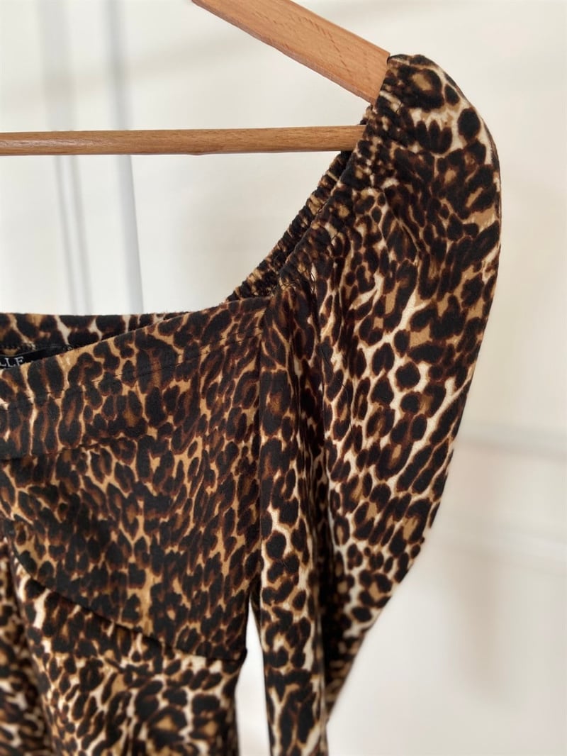 Leopar Desenli Yumuşak Dokulu Crop