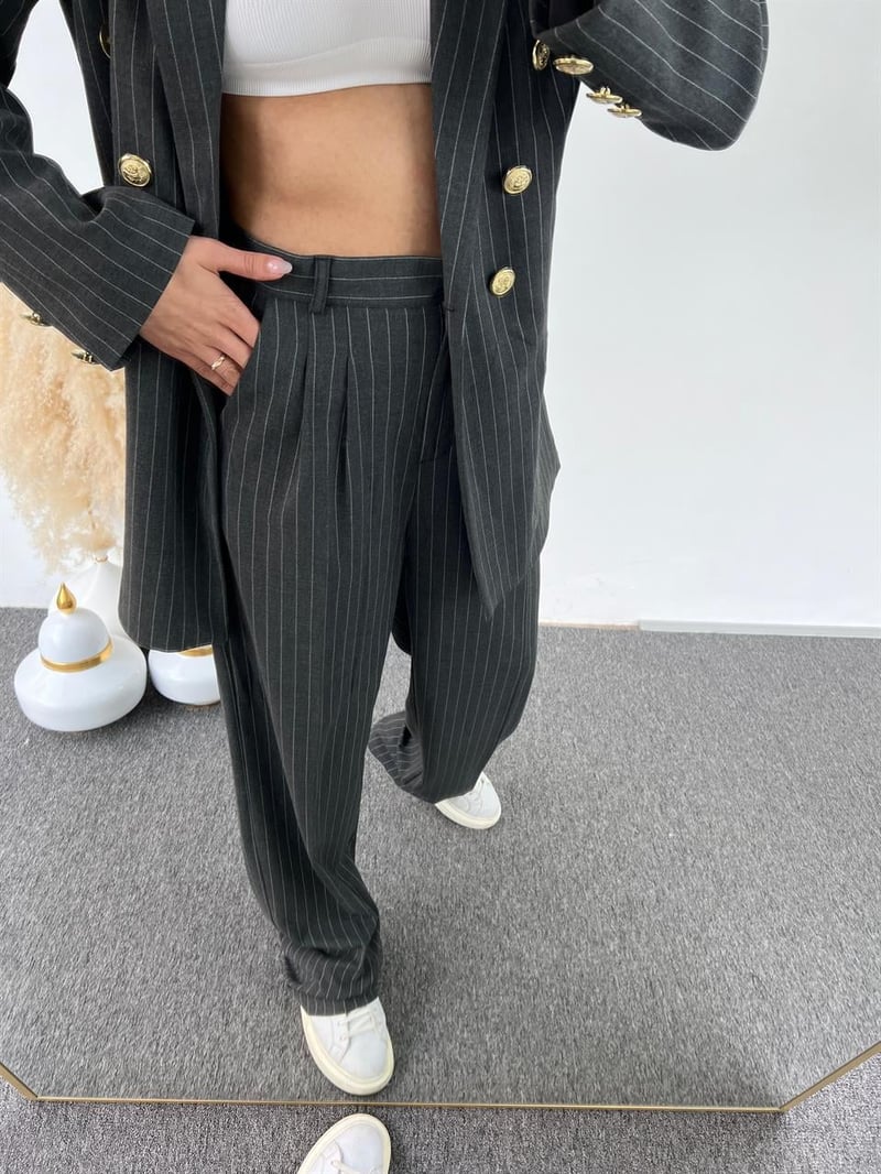 Lily Gri Çizgili Gold Düğmeli Blazer İkili Takım 