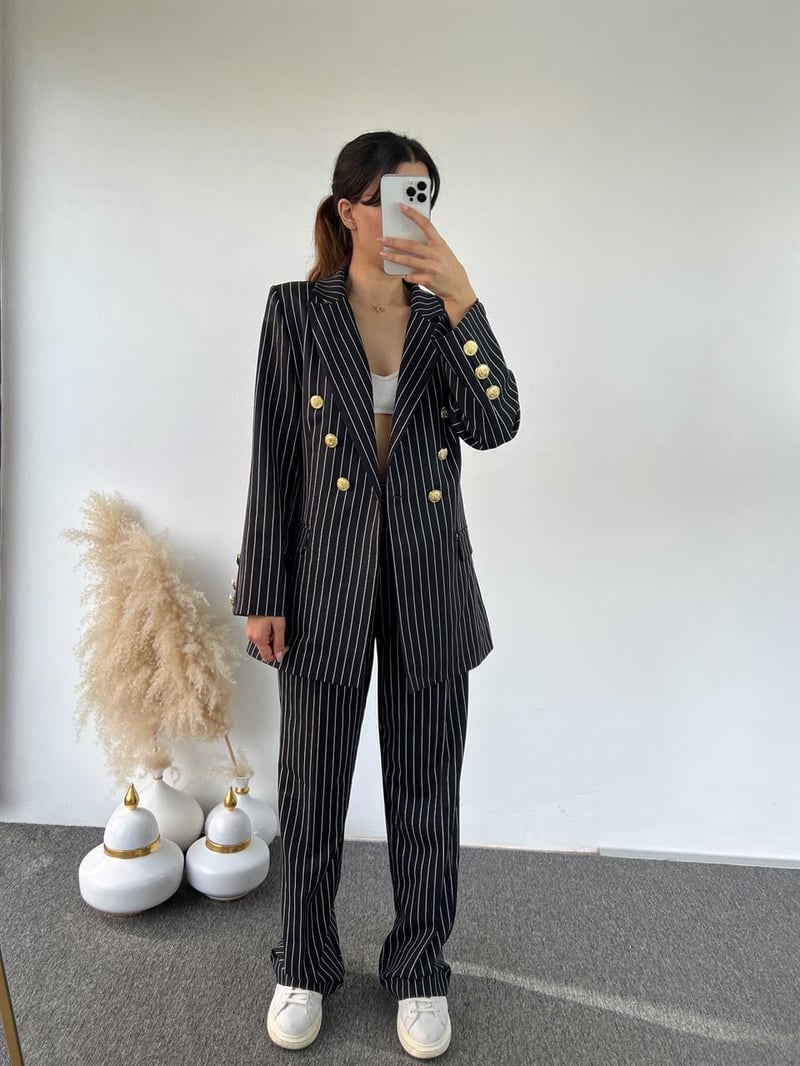 Lily Siyah Çizgili Gold Düğmeli Blazer İkili Takım 