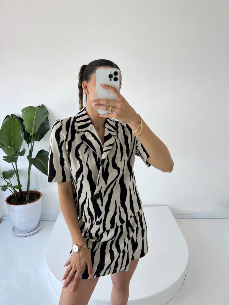 Lindea Zebra Desenli Şort Etekli Ceketli İkili Takım