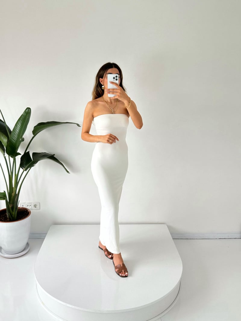 Mary Beyaz Straplez Maxi Elbise 