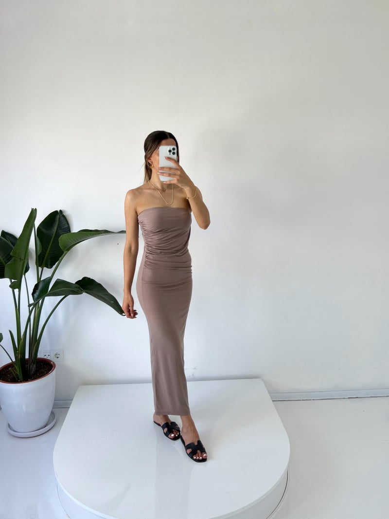 Mila Nude Straplez Drapeli Maxi Elbise
