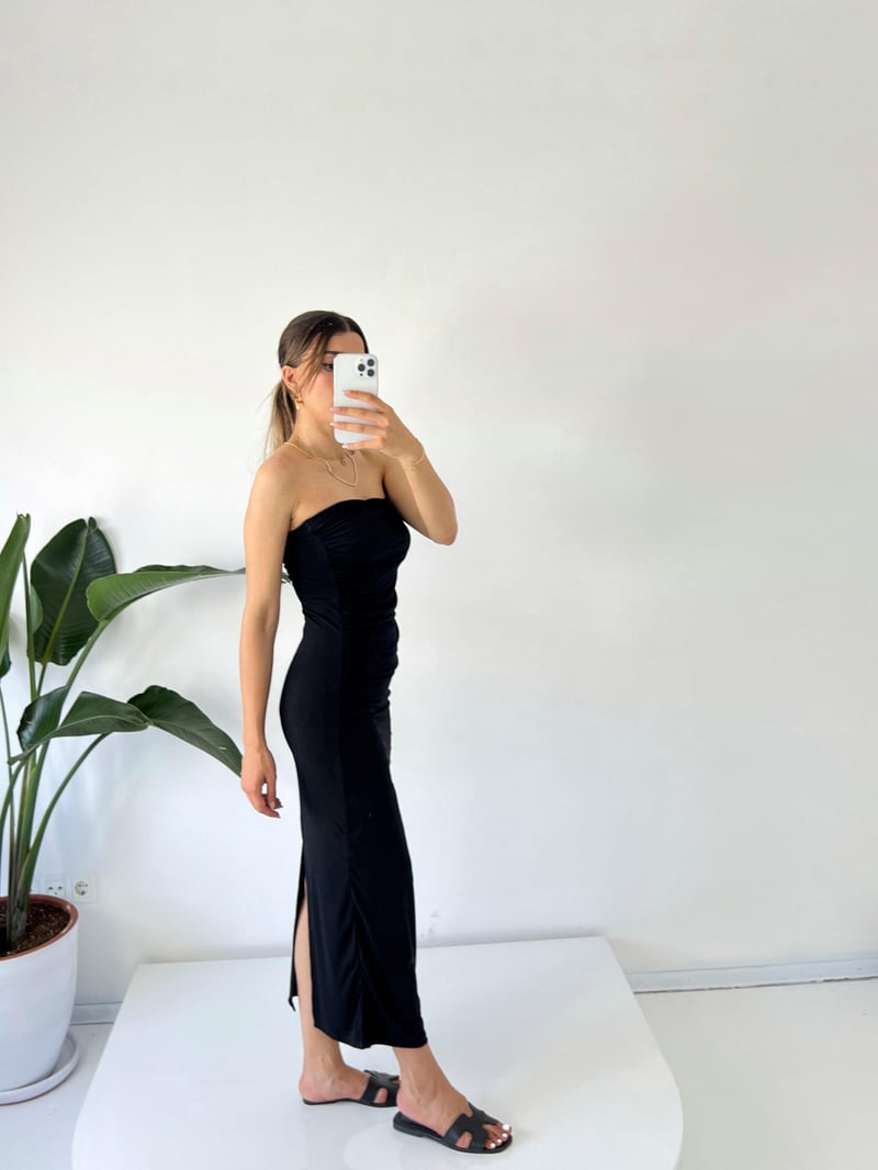 Mila Siyah Straplez Drapeli Maxi Elbise 