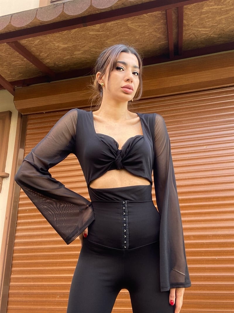 Orijinal Marka Tül Detaylı Çıt Çıtlı Bodysuit 