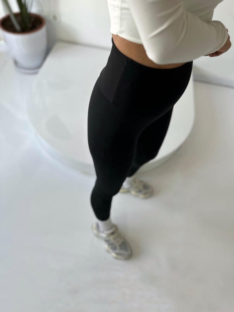 Oys Siyah Şardonlu Tayt