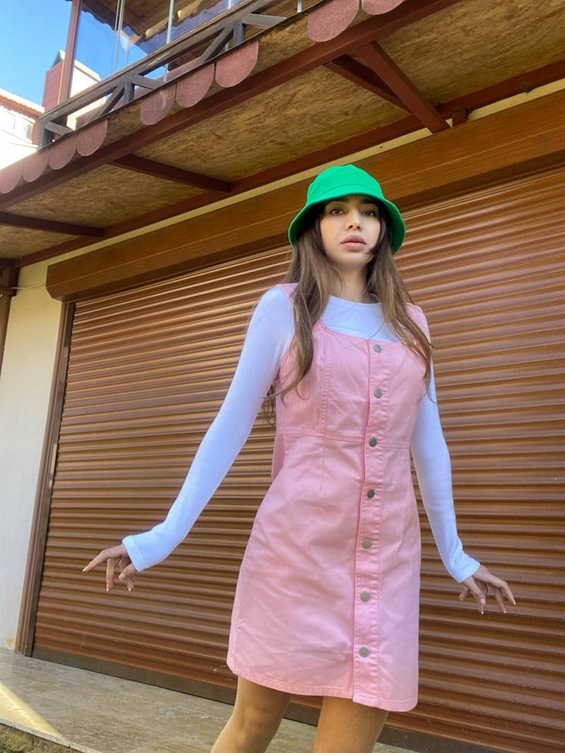 Pembe Salopet Düğmeli Elbise 