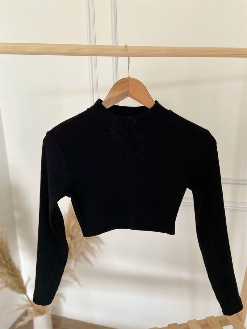 Siyah Crop Basic Body