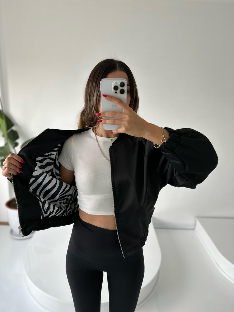 Siyah Saten Bomber Ceket