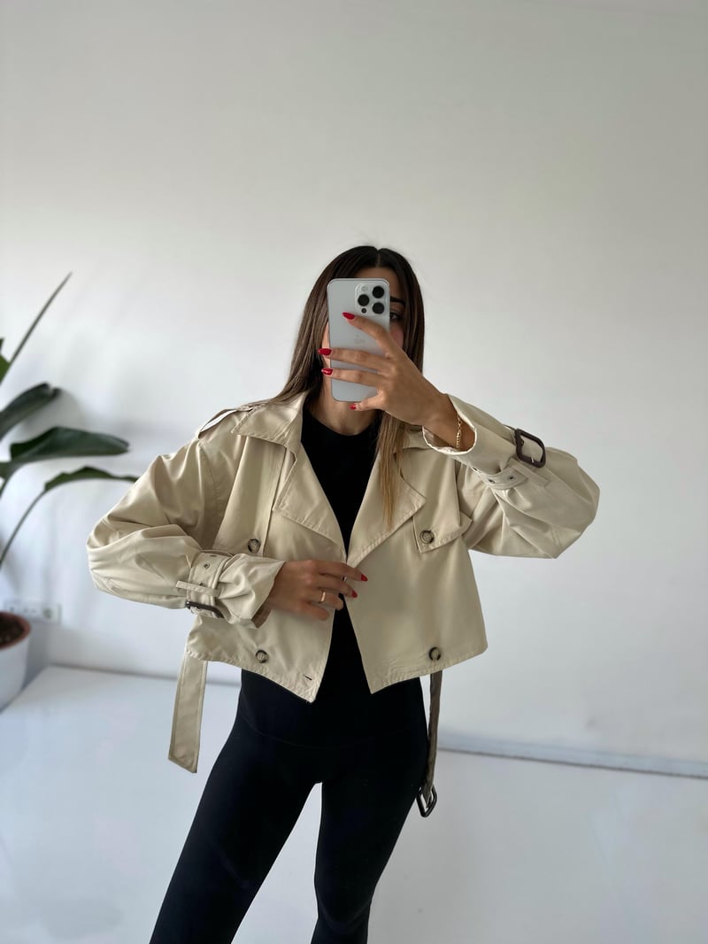 Taş Kısa Astarlı Trençkot 