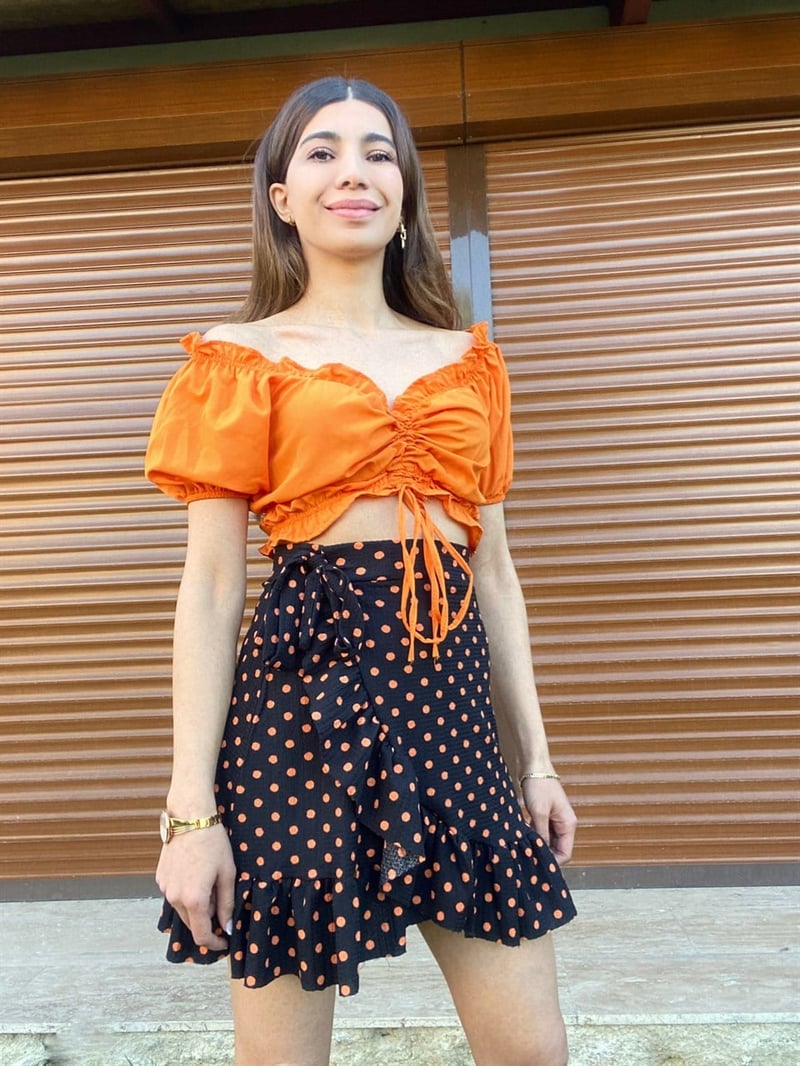 Turuncu Drapeli Balon Kol Crop