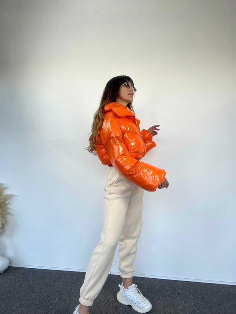 Turuncu Kısa Şişme Mont